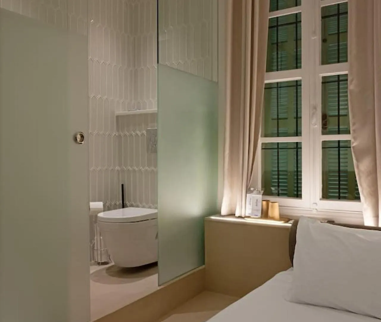 Apartment Bhub Room 201 In Gemmayze Beirut Lebanon
